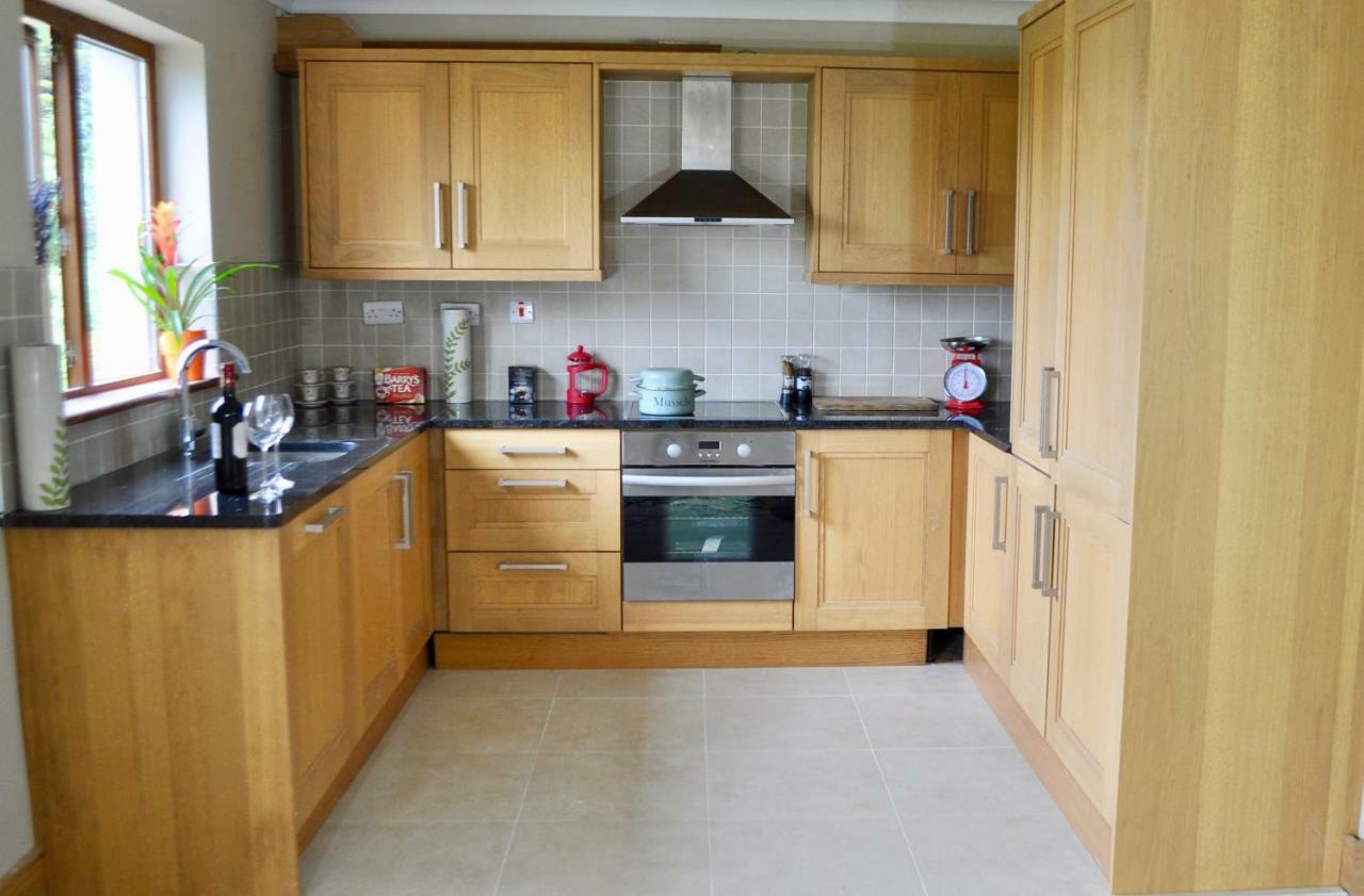 Island View Townhouses Clifden Bagian luar foto